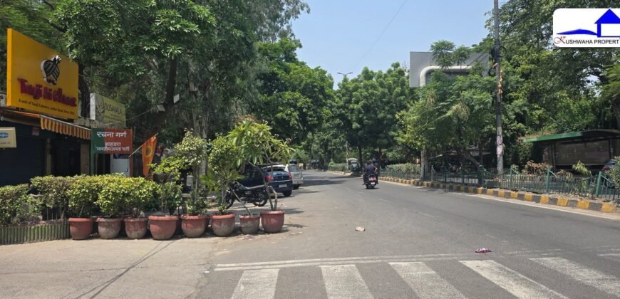 3 BHK Duplex Flat for Sale in Aashirwad Apartment, IP Extension Patparganj Delhi