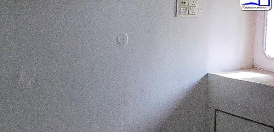 3 BHK Duplex Flat for Sale in Trilok Apartment, IP Extension, Patparganj, Delhi